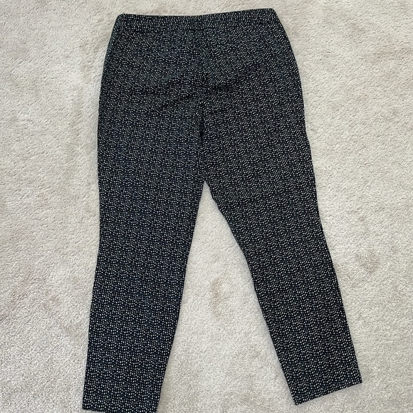 Black and white pattern stretch dress pants - Picture 2 of 5